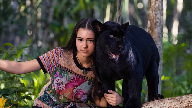 Ella a čierny jaguár