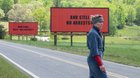 Tri billboardy kúsok za Ebbingom