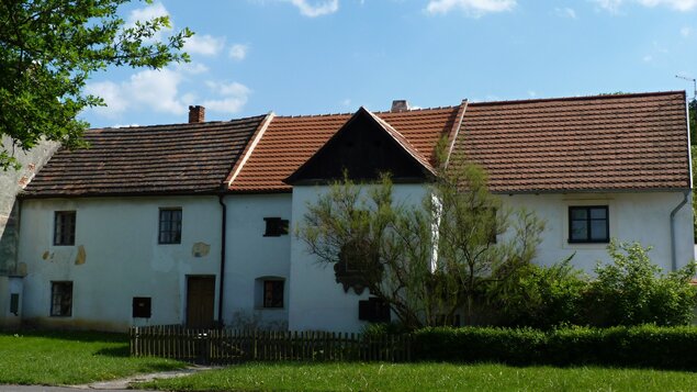 OŽIVLÝ SKANZEN