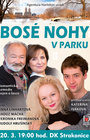 Bosé nohy v parku