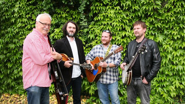 POUTNÍCI - přes 50 let v country