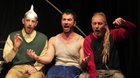 Baletky, hackeri, homelesáci a manažéri