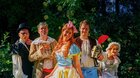 O PRINCEZNĚ, KTERÁ RÁČKOVALA