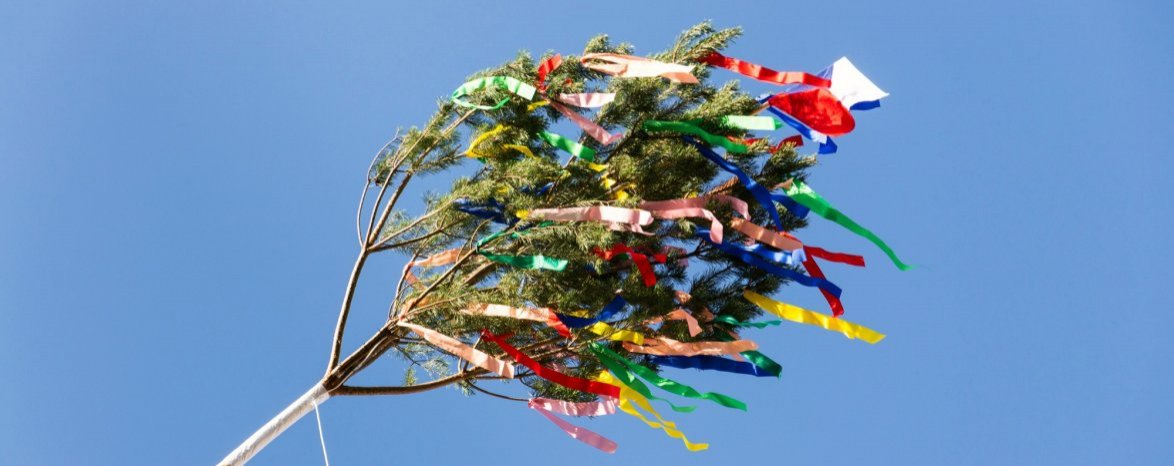 Stavanie mája - Májusfa állítás 2026