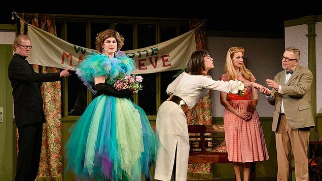 DÁMY VPŘED - Divadlo Palace / B