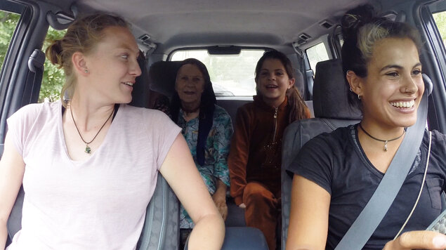 JS23: Ženy za volantem: Příběhy z cesty po Pamíru