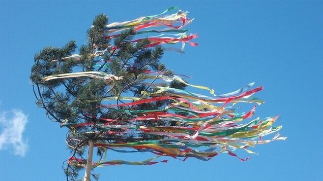 Stavanie mája - Májusfa állítás 2026