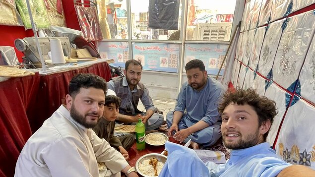 Stopem přes Irák, Írán a Afghánistán 